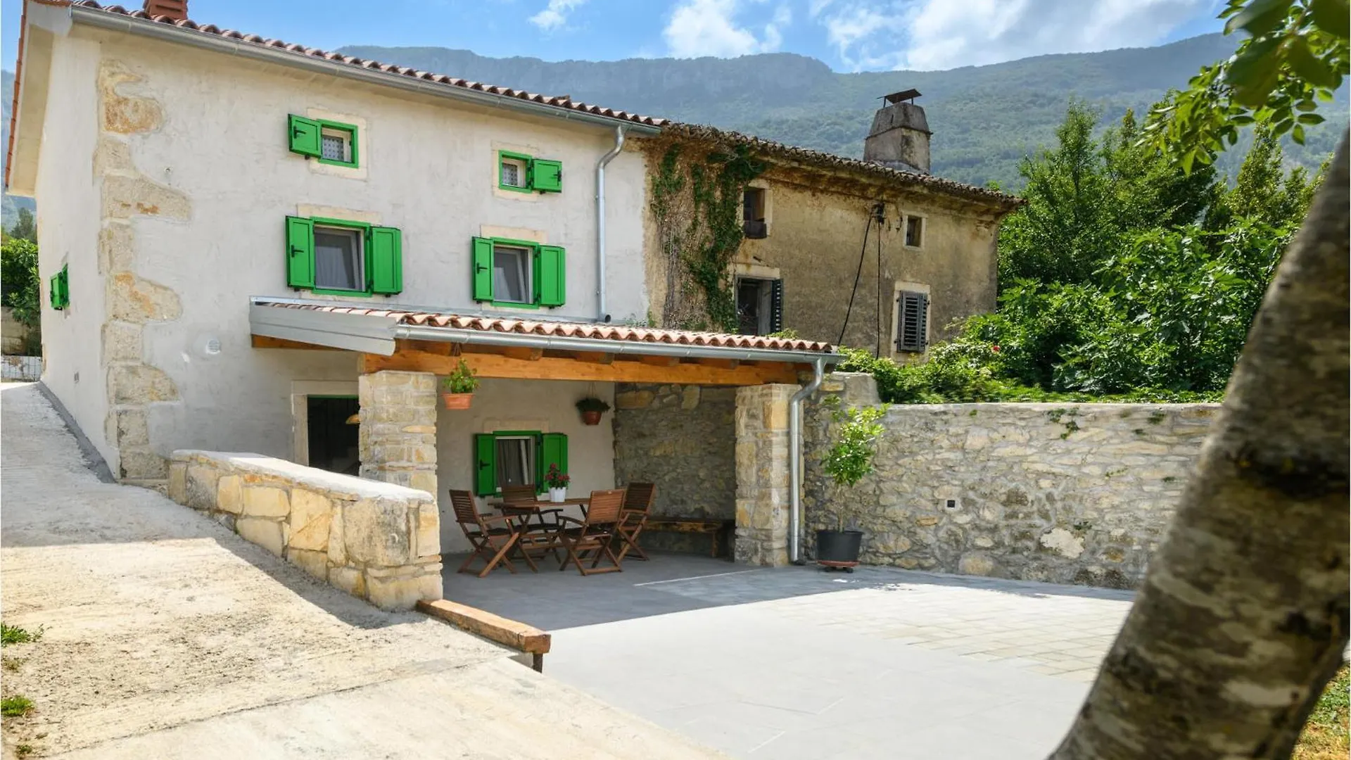 Dom wakacyjny Lovely Home In Susnjevica With Wifi Chorwacja